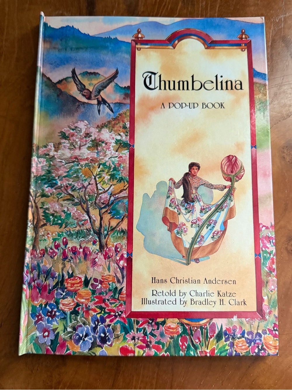 ⭐️2/$12 Vintage Pop-Up Carousel Book- Thumbelina by Hans Christian Andersen